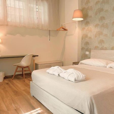 Bed In Bo San Carlo Hotel Болоня Екстериор снимка