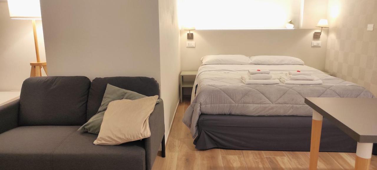 Bed In Bo San Carlo Hotel Болоня Екстериор снимка